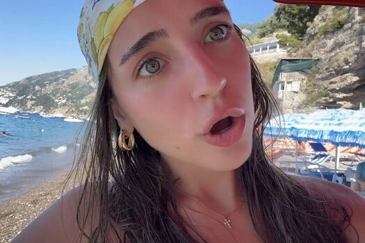 Full leaked Ellie dobleske private onlyfans photo