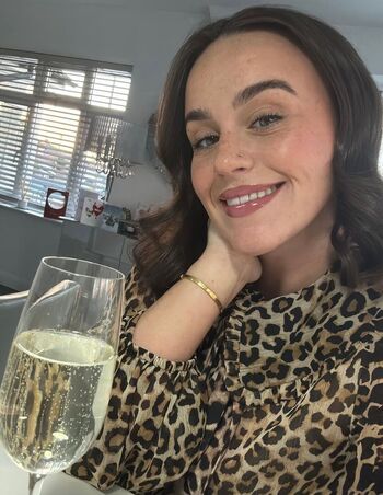 Full leaked Ellie leach private onlyfans photo