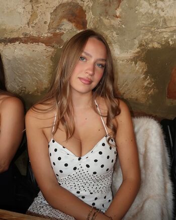 Full leaked Ellie warmbrunn page private onlyfans photo