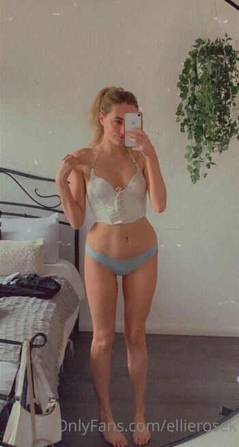Full leaked Ellierosek  page private onlyfans photo