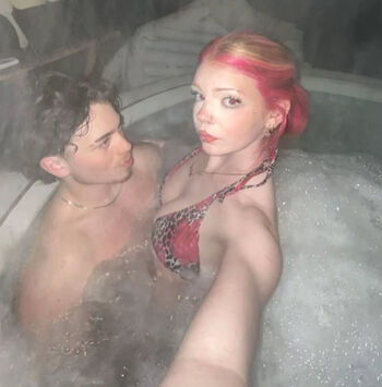 Full leaked Ellouise jane mary private onlyfans photo