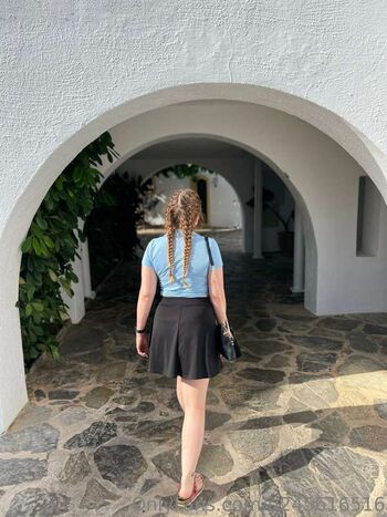 Full leaked Ellynora private onlyfans photo