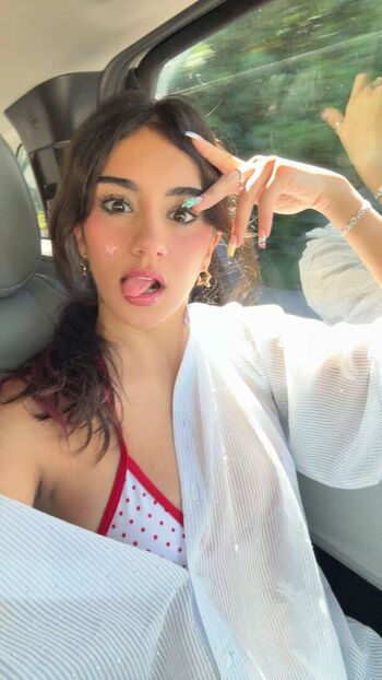 Full leaked Ellysa yagho private onlyfans photo