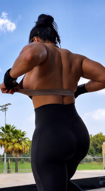 Full leaked Elmaysah page private onlyfans photo