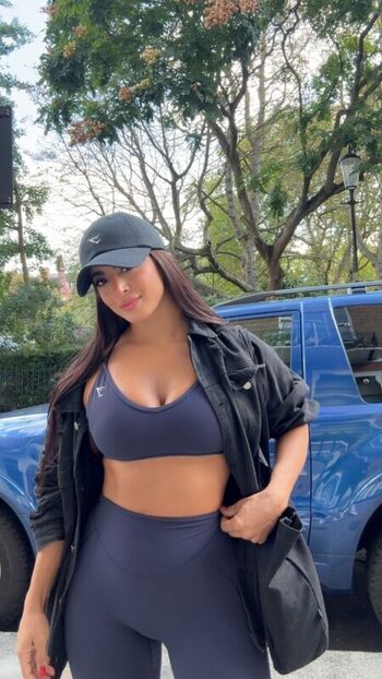 Full leaked Elmaysah page private onlyfans photo