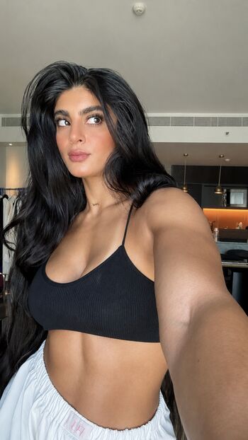 Full leaked Elmaysah private onlyfans photo
