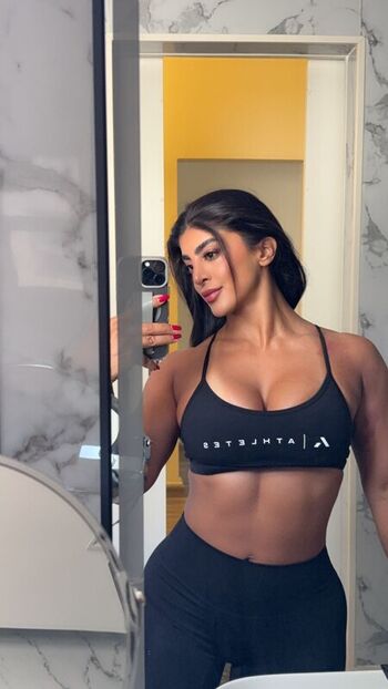 Full leaked Elmaysah private onlyfans photo