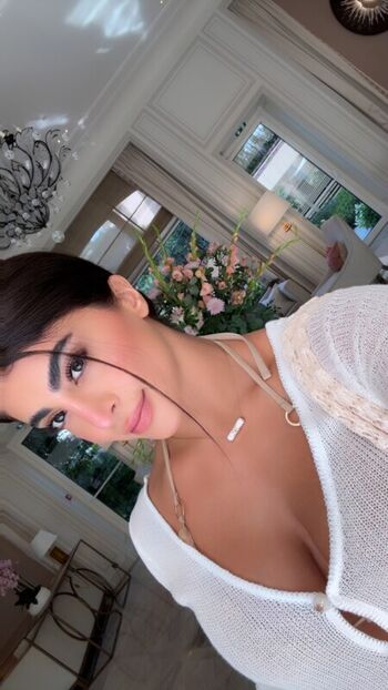 Full leaked Elmaysah private onlyfans photo