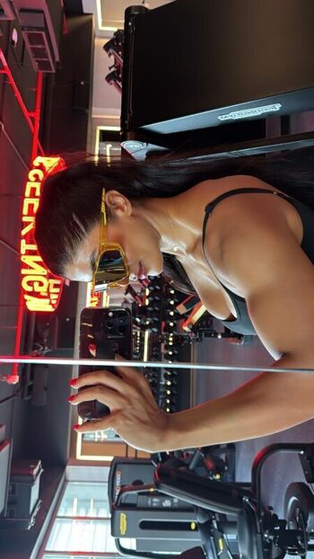 Full leaked Elmaysah private onlyfans photo