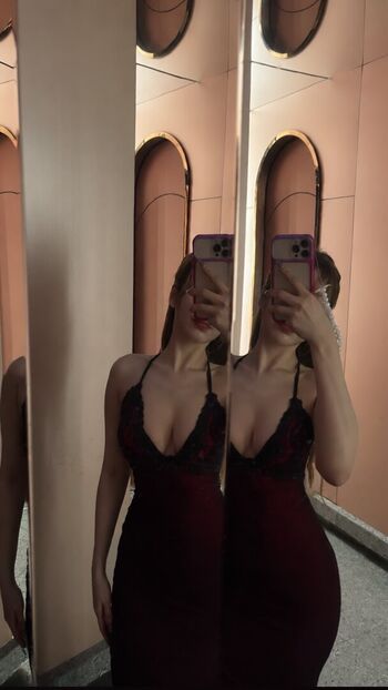Full leaked Eloise winchel private onlyfans photo