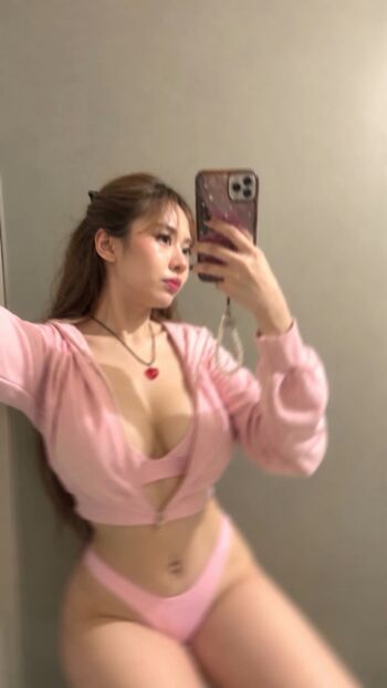 Full leaked Eloise winchel private onlyfans photo