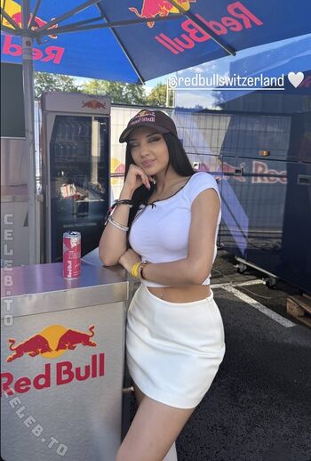 Full leaked Elquaria private onlyfans photo