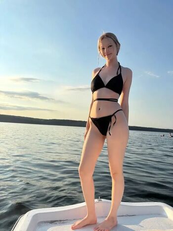 Full leaked Elsawhere private onlyfans photo