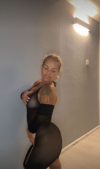 Full leaked Elsiajub page private onlyfans photo