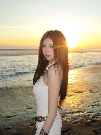 Full leaked Elyn leong private onlyfans photo