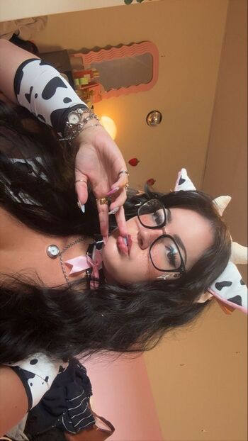 Full leaked Elyriss private onlyfans photo