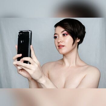 Elysia Griffin