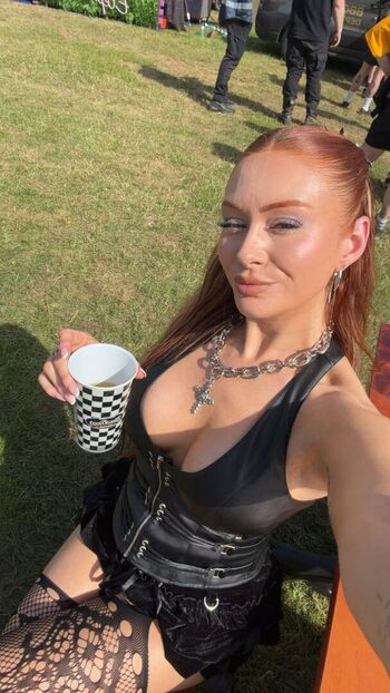 Full leaked Elzthewitch page private onlyfans photo
