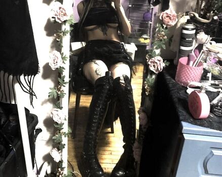 Full leaked Emrattt page private onlyfans photo