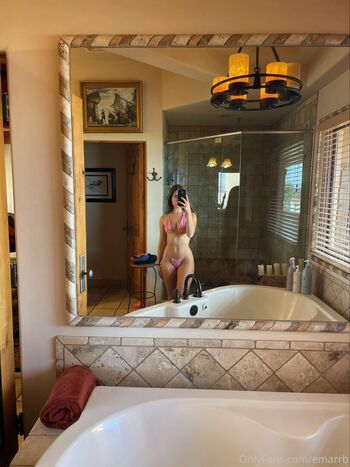 Full leaked Emarr b private onlyfans photo