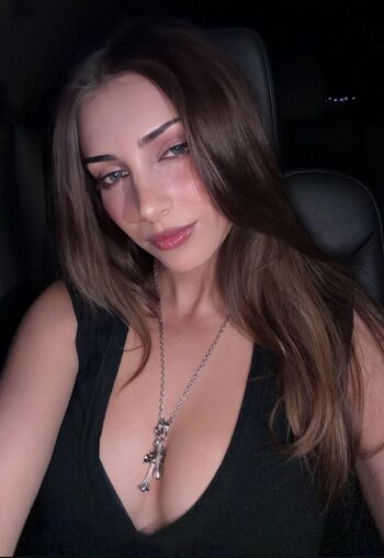 Full leaked Emelia hartford page private onlyfans photo