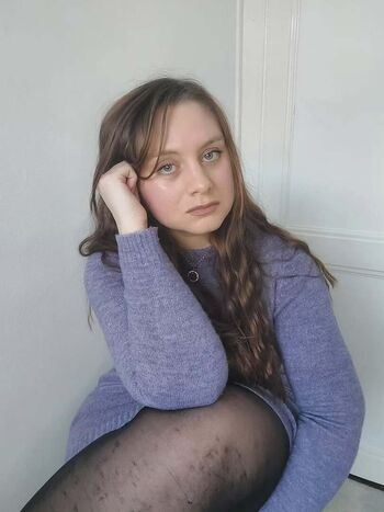 Full leaked Emeline parent private onlyfans photo