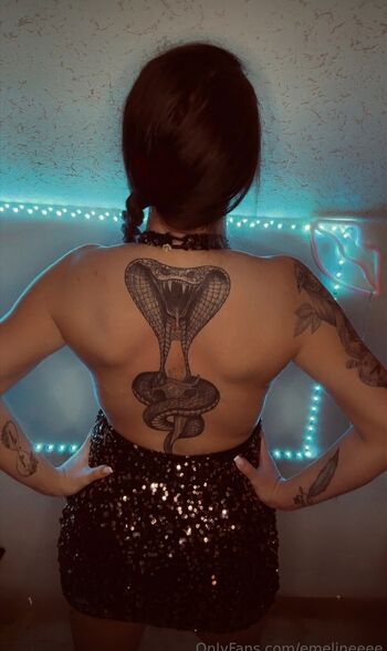 Full leaked Emelineeee private onlyfans photo