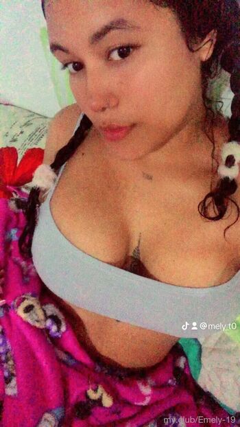 Full leaked Emelyfree private onlyfans photo