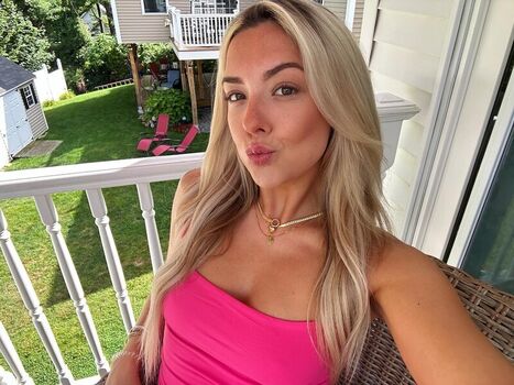 Full leaked Emeraldds private onlyfans photo