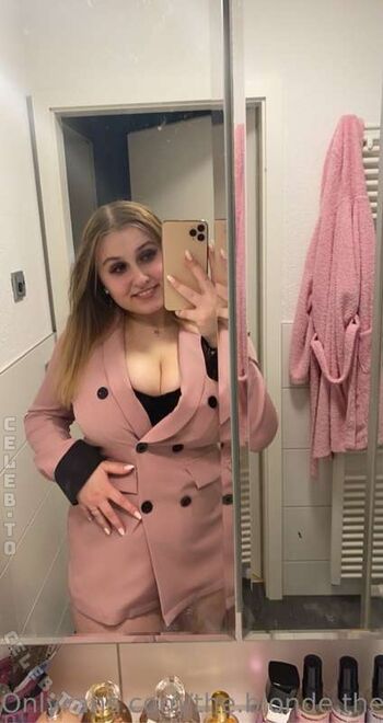Full leaked Emiglia bader private onlyfans photo