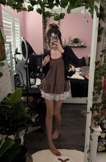 Full leaked Emiki page private onlyfans photo
