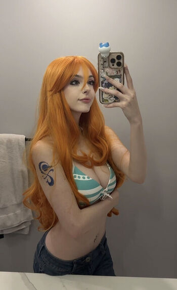 Full leaked Emiki private onlyfans photo