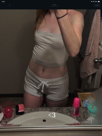 Full leaked Emilee brown private onlyfans photo