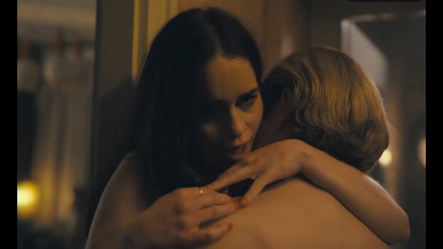 Full leaked Emilia clarke page private onlyfans photo