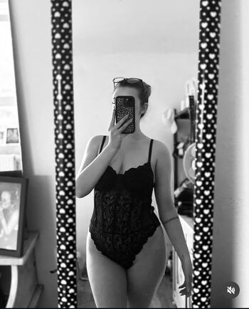 Full leaked Emilie hoet private onlyfans photo