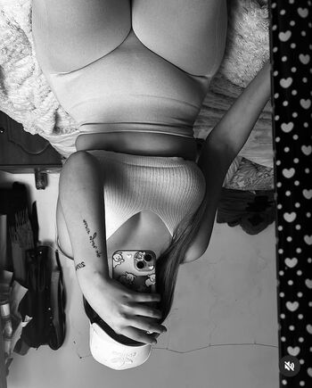 Full leaked Emilie hoet private onlyfans photo