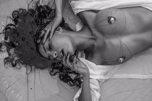 Full leaked Emilie payet page private onlyfans photo