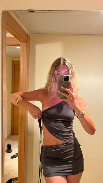Full leaked Emilie tougas tremblay page private onlyfans photo