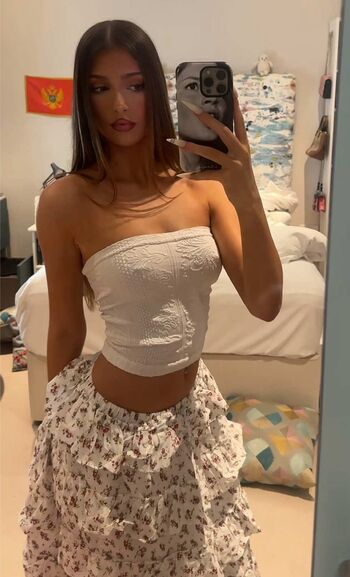 Full leaked Emilija private onlyfans photo