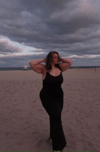Full leaked Emily private onlyfans photo