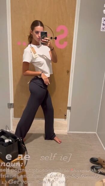 Full leaked Emily feld page private onlyfans photo