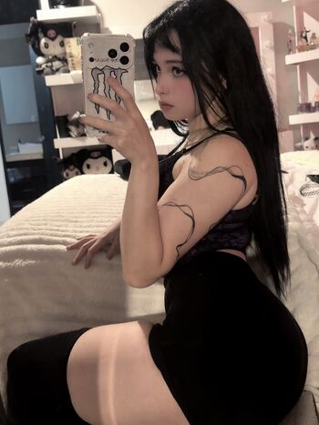 emily_g0th