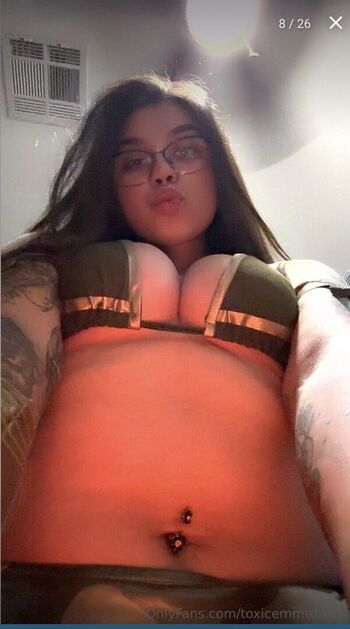 Full leaked Emily ibarra private onlyfans photo