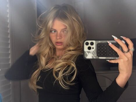 Full leaked Emily kelavos page private onlyfans photo