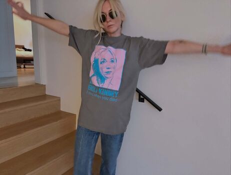 Full leaked Emily kinney private onlyfans photo