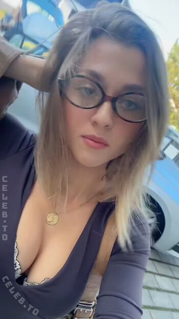 Full leaked Emily maurer private onlyfans photo