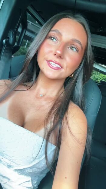 Full leaked Emily newton page private onlyfans photo