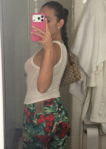 Full leaked Emily oberg private onlyfans photo