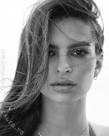 Full leaked Emily ratajkowski  page private onlyfans photo
