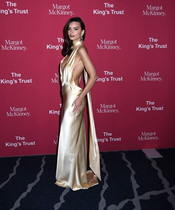 Full leaked Emily ratajkowski page private onlyfans photo